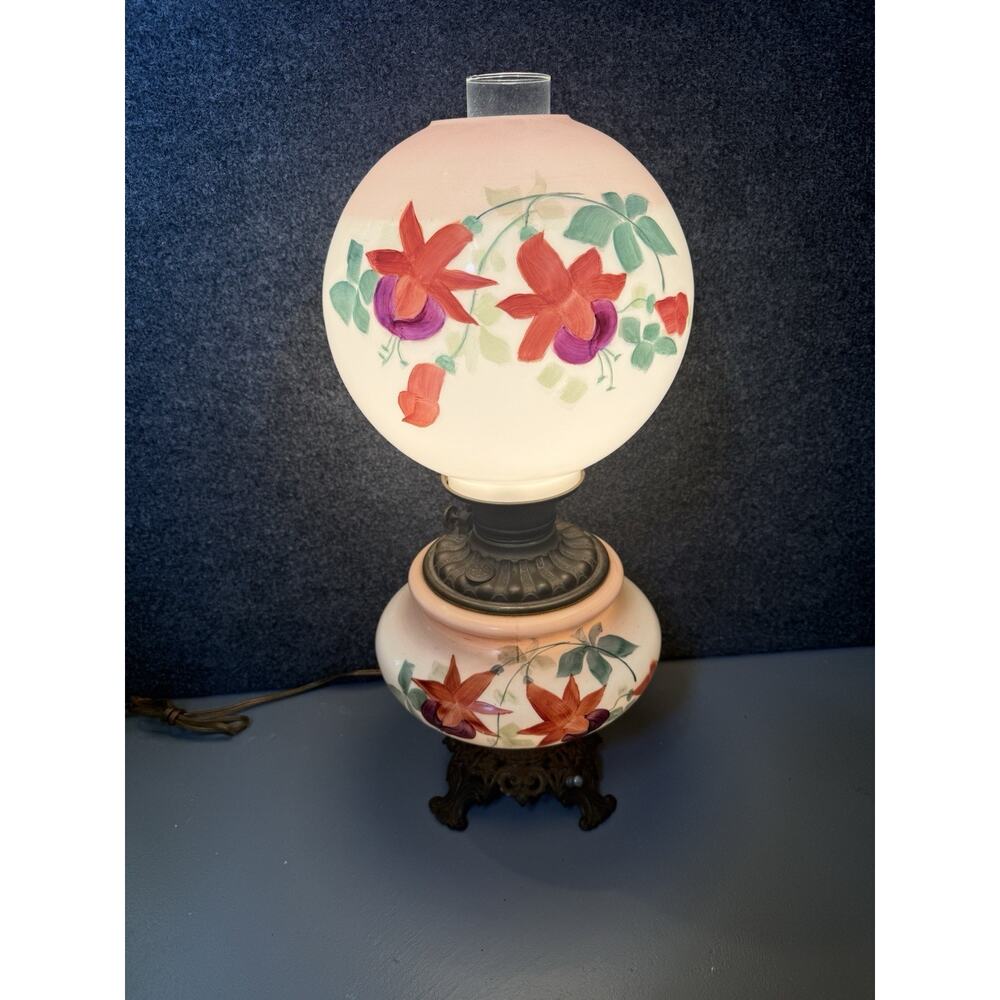Vintage Hand-Painted Gone With The Wind Hurricane‎ Lamp Floral Glass Globe